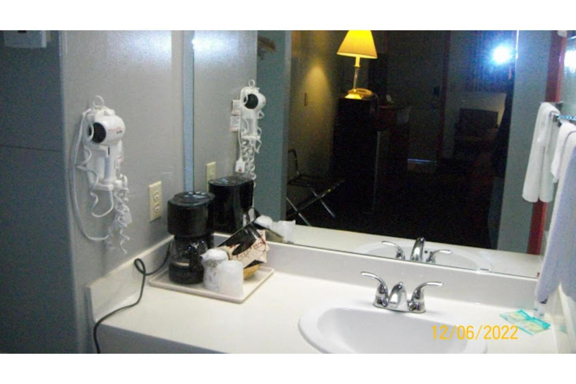 Exclusivo Inn By Oyo Grand Prairie, Tx מראה חיצוני תמונה